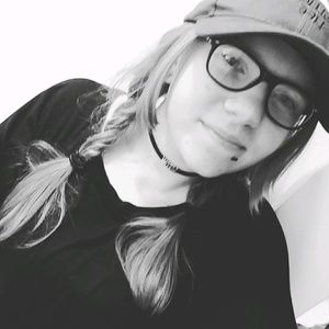 Meet your Posher, Zoe-ann